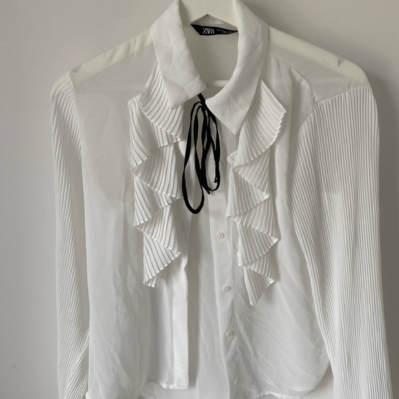 ZARA blouse - Picture 1 of 3